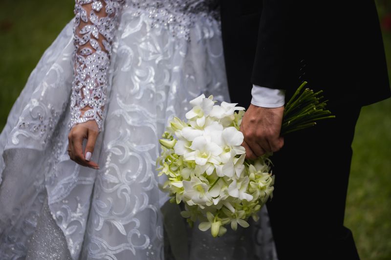 Bouquet blanc élégant Interflora pour mariage ou baptême